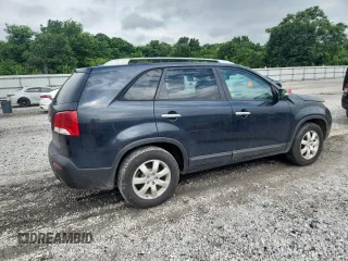2012 Kia Sorento LX z VIN 5XYKT4A67CG237867, wystawiony jako Copart lot #59290895 z przebiegiem 276 190 mil mil oraz Szkoda całkowita • Salvage title. Historia ofert i sprzedaży dostępna na DreamBid. Obrazek 3.