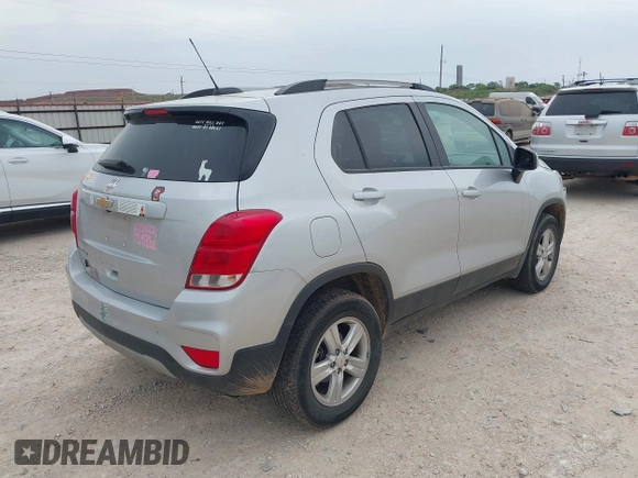 2021 Chevrolet Trax LT с VIN KL7CJPSB8MB321938, выставлен на аукционе IAAI как лот 42025160 с пробегом 101 634 миль миль и . История ставок и продаж доступна на DreamBid. Изображение 4.