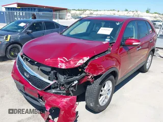 2015 Kia Sorento LX with VIN 5XYKT3A62FG592895, listed as a IAAI auction lot 41968561 with 99,761 mi miles. Bid and sale history available at carsss.com. Image 20.