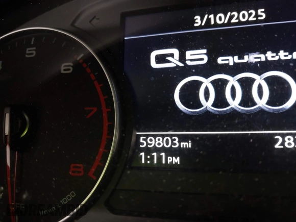 2018 Audi Q5 Premium Plus with VIN WA1BNAFY4J2163960, listed as a IAAI auction lot 41758638 with 59,803 mi miles. Bid and sale history available at carsss.com. Image 15.