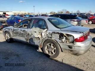 2001 Buick Regal GS with VIN 2G4WF551511125696, listed as a Copart auction lot 81193664 with 0 mi miles and Salvage Title. Bid and sale history available at carsss.com. Image 2.
