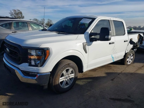 2023 Ford F-150 XL with VIN 1FTEW1CP5PKG21641, listed as a IAAI auction lot 41395265 with 9,076 mi miles. Bid and sale history available at carsss.com. Image 2.