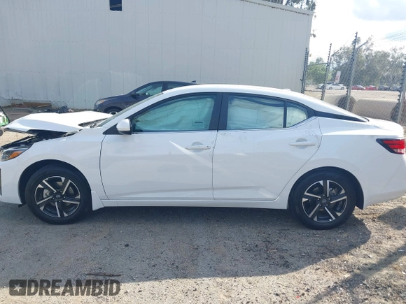 2024 Nissan Sentra SV with VIN 3N1AB8CV6RY362862, listed as a IAAI auction lot 41923401 with 12,332 mi miles and . Bid and sale history available at DreamBid. Image 14.
