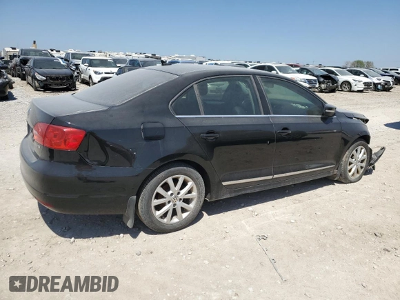 2013 Volkswagen Jetta SE с VIN 3VWDX7AJ4DM401838, выставлен на аукционе Copart как лот 86765074 с пробегом 105 218 миль миль и Списание • Salvage title. История ставок и продаж доступна на DreamBid. Изображение 3.
