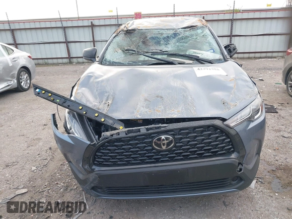 2025 Toyota Corolla Cross L с VIN 7MUAAAAG0SV123032, выставлен на аукционе IAAI как лот 42292755 с пробегом Не указан миль и . История ставок и продаж доступна на DreamBid. Изображение 11.