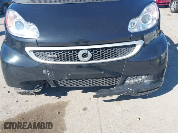 2014 Smart fortwo Pure with VIN WMEEJ3BA0EK740736, listed as a IAAI auction lot 41446173 with 68,530 mi miles and . Bid and sale history available at DreamBid. Image 6.