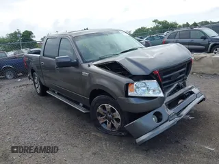 2007 Ford F-150 XLT с VIN 1FTPW12567KC93588, выставлен на аукционе IAAI как лот 42666104 с пробегом 212 169 миль миль и . История ставок и продаж доступна на DreamBid. Изображение 1.