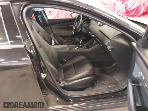 2021 Mazda 3 Premium Plus с VIN JM1BPBNY0M1348282, выставлен на аукционе IAAI как лот 42141569 с пробегом 29 848 миль миль и . История ставок и продаж доступна на DreamBid. Изображение 5.