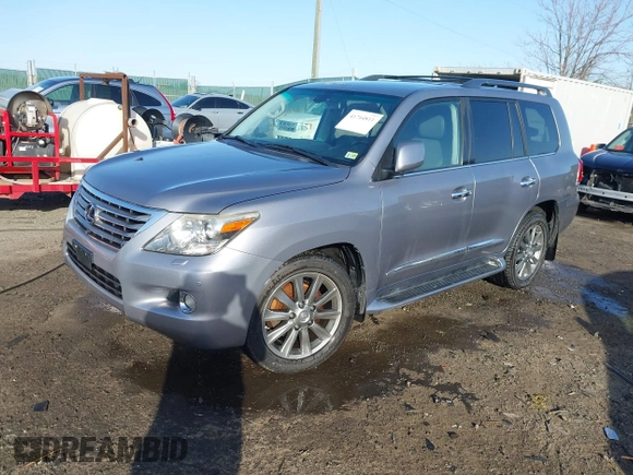 2009 Lexus LX 570 with VIN JTJHY00W894019219, listed as a IAAI auction lot 41744811 with Not Provided miles and . Bid and sale history available at carsss.com. Image 2.