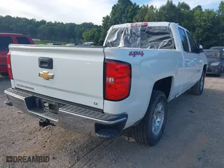 2018 Chevrolet Silverado 1500 LT with VIN 1GCVKREHXJZ314495, listed as a IAAI auction lot 40043813 with 158,597 mi miles. Bid and sale history available at carsss.com. Image 4.
