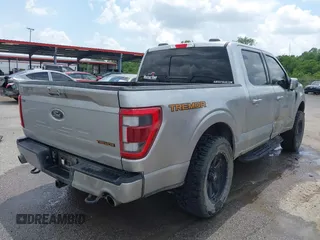 2023 Ford F-150 XL z VIN 1FTEW1E83PFB26367, wystawiony jako IAAI lot #42067676 z przebiegiem 32 068 mil mil oraz . Historia ofert i sprzedaży dostępna na DreamBid. Obrazek 4.