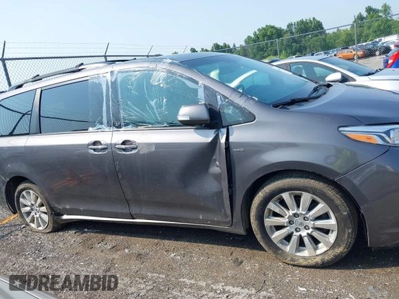 2017 Toyota Sienna XLE with VIN 5TDDZ3DC9HS183372, listed as a IAAI auction lot 42440209 with 112,199 mi miles and . Bid and sale history available at DreamBid. Image 6.