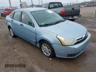 2009 Ford Focus SE with VIN 1FAHP35N79W195339, listed as a IAAI auction lot 41931628 with 165,241 mi miles. Bid and sale history available at carsss.com. Image 1.