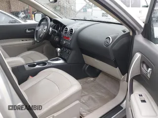 2008 Nissan Rogue SL with VIN JN8AS58V18W120978, listed as a IAAI auction lot 41782879 with 181,137 mi miles and . Bid and sale history available at DreamBid. Image 5.