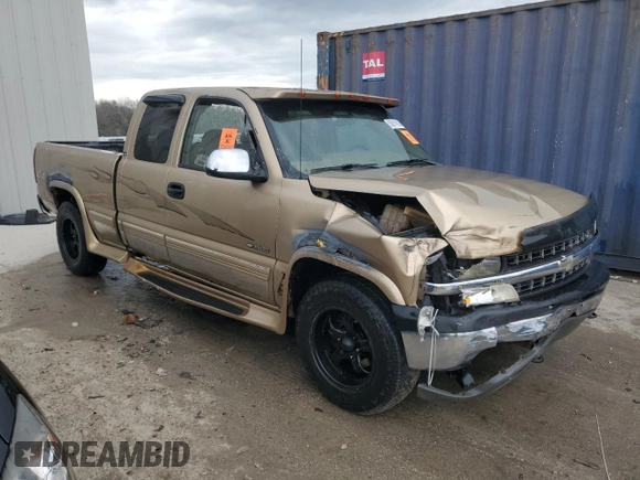 2000 Chevrolet Silverado 1500 LS with VIN 2GCEK19T3Y1318200, listed as a Copart auction lot 53911615 with 230,358 mi miles and Non Repairable. Bid and sale history available at carsss.com. Image 4.