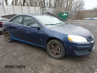 2009 Pontiac G6 1SB z VIN 1G2ZJ57BX94235797, wystawiony jako IAAI lot #42013438 z przebiegiem 181 233 mil mil oraz . Historia ofert i sprzedaży dostępna na DreamBid. Obrazek 1.