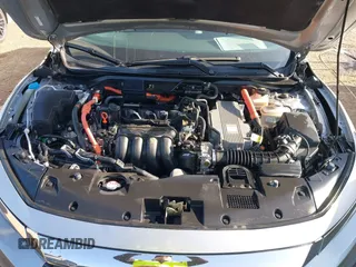 2019 Honda Insight EX with VIN 19XZE4F5XKE018227, listed as a IAAI auction lot 41994884 with Not Provided miles and . Bid and sale history available at carsss.com. Image 10.