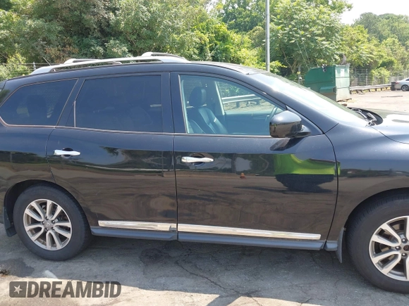 2015 Nissan Pathfinder SL with VIN 5N1AR2MM5FC684405, listed as a IAAI auction lot 42594415 with 130,691 mi miles and . Bid and sale history available at DreamBid. Image 13.