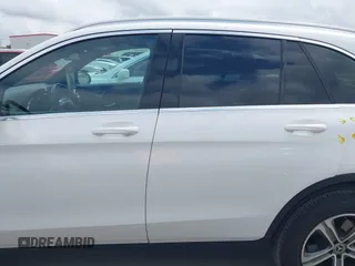 2019 Mercedes-Benz GLC 300 with VIN WDC0G4JB6KV128066, listed as a IAAI auction lot 42099576 with 80,833 mi miles and . Bid and sale history available at DreamBid. Image 15.