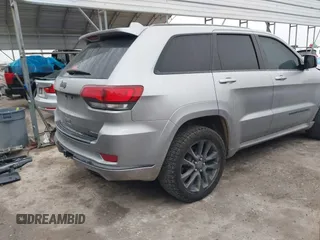 2018 Jeep Grand Cherokee High Altitude with VIN 1C4RJFCG4JC360338, listed as a IAAI auction lot 41250674 with 83,924 mi miles. Bid and sale history available at carsss.com. Image 4.