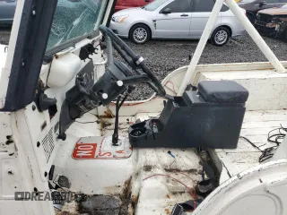 1981 Jeep CJ z VIN 1JCBM85E9BT029304, wystawiony jako Copart lot #75092174 z przebiegiem 49 288 mil mil oraz Szkody całkowita. Historia ofert i sprzedaży dostępna na DreamBid. Obrazek 7.