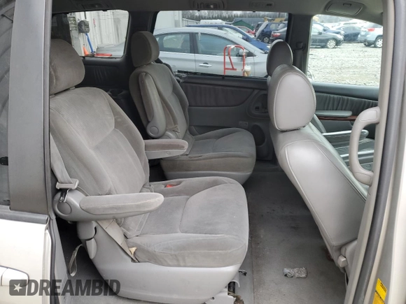 2004 Toyota Sienna XLE with VIN 5TDZA22C24S215695, listed as a Copart auction lot 88263905 with 223,847 mi miles and Clean Title. Bid and sale history available at carsss.com. Image 11.