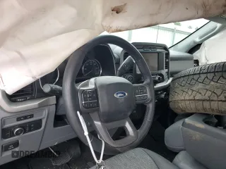 2021 Ford F-150 XL with VIN 1FTMF1E57MKD42212, listed as a Copart auction lot 61053984 with Not provided miles and Salvage title. Bid and sale history available at DreamBid. Image 8.