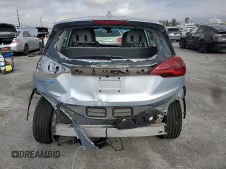 2017 Chevrolet Bolt EV LT z VIN 1G1FW6S08H4187204, wystawiony jako Copart lot #47278955 z przebiegiem 167 654 mil mil oraz Szkody całkowita. Historia ofert i sprzedaży dostępna na DreamBid. Obrazek 6.