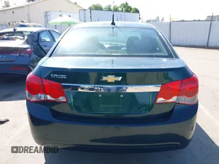 2014 Chevrolet Cruze LS with VIN 1G1PA5SG3E7123222, listed as a IAAI auction lot 42106447 with 121,072 mi miles and . Bid and sale history available at DreamBid. Image 17.