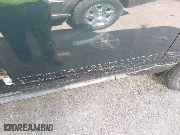2023 Ford Maverick XL z VIN 3FTTW8E98PRA81194, wystawiony jako IAAI lot #42015071 z przebiegiem Nie podano mil oraz . Historia ofert i sprzedaży dostępna na DreamBid. Obrazek 6.