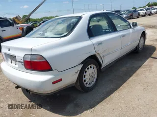1997 Honda Accord EX с VIN 1HGCD5653VA201234, выставлен на аукционе IAAI как лот 42371208 с пробегом 112 686 миль миль и . История ставок и продаж доступна на DreamBid. Изображение 4.