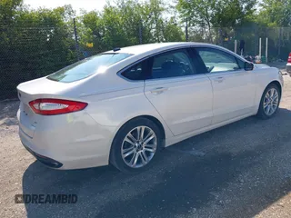 2013 Ford Fusion SE with VIN 3FA6P0H95DR327868, listed as a IAAI auction lot 42736102 with 153,359 mi miles and . Bid and sale history available at DreamBid. Image 4.