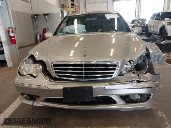 2006 Mercedes-Benz C 230 Sport with VIN WDBRF52HX6F732386, listed as a IAAI auction lot 42211116 with 132,116 mi miles and . Bid and sale history available at DreamBid. Image 12.