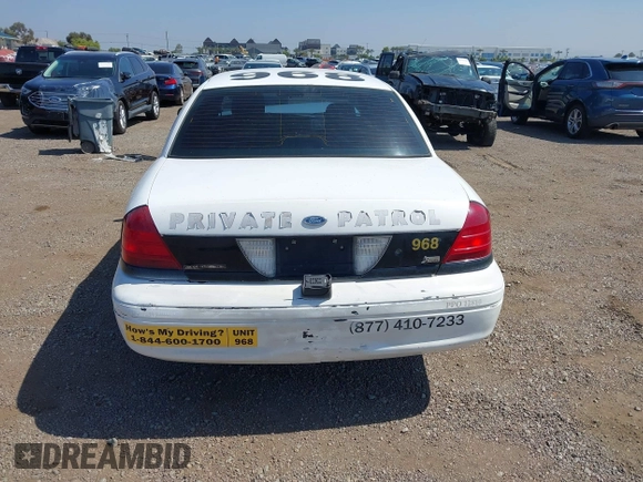 2010 Ford Police Interceptor z VIN 2FABP7BVXAX124727, wystawiony jako IAAI lot #42543692 z przebiegiem 195 759 mil mil oraz . Historia ofert i sprzedaży dostępna na DreamBid. Obrazek 17.