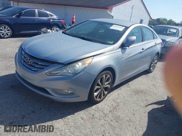 2013 Hyundai Sonata Limited with VIN 5NPEC4AB0DH754707, listed as a IAAI auction lot 41993423 with 162,538 mi miles and . Bid and sale history available at DreamBid. Image 2.