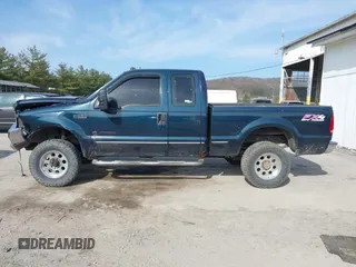 1999 Ford F-250 XL с VIN 1FTNX21F7XEB30659, выставлен на аукционе IAAI как лот 41776258 с пробегом 278 702 миль миль и . История ставок и продаж доступна на DreamBid. Изображение 15.