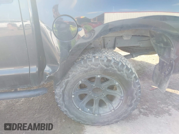 2013 Toyota Tundra 4WD Truck with VIN 5TFDW5F12DX318714, listed as a IAAI auction lot 41516584 with 1 mi miles. Bid and sale history available at carsss.com. Image 6.