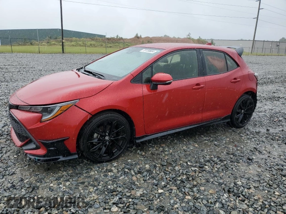 2021 Toyota Corolla Hatchback SE with VIN JTND4MBEXM3106543, listed as a Copart auction lot 70139804 with 69,709 mi miles and Salvage Title. Bid and sale history available at carsss.com. Image 1.