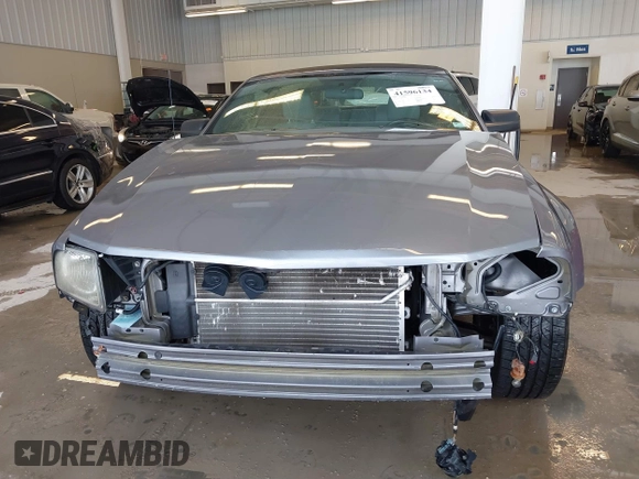 2006 Ford Mustang Standard with VIN 1ZVFT84N965229999, listed as a IAAI auction lot 41596134 with 60,473 mi miles and . Bid and sale history available at carsss.com. Image 12.