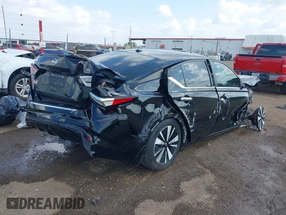 2022 Nissan Altima SV with VIN 1N4BL4DV9NN361630, listed as a IAAI auction lot 41866319 with 18,045 mi miles and . Bid and sale history available at carsss.com. Image 4.