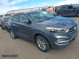 2016 Hyundai Tucson SE with VIN KM8J3CA43GU090127, listed as a IAAI auction lot 41488094 with 122,676 mi miles. Bid and sale history available at carsss.com. Image 1.