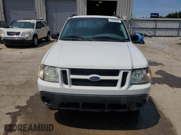 2005 Ford Explorer Sport Trac XLS with VIN 1FMZU67K15UA00686, listed as a Copart auction lot 57952265 with 290,087 mi miles and Clean title. Bid and sale history available at DreamBid. Image 5.