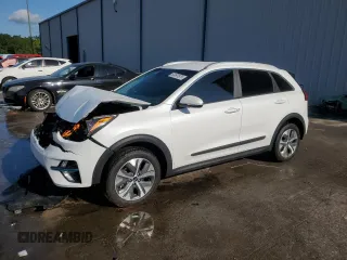 2022 Kia Niro EV S with VIN KNDCC3LG6N5132222, listed as a Copart auction lot 52497875 with 92,912 mi miles and Non Repairable. Bid and sale history available at carsss.com. Image 1.