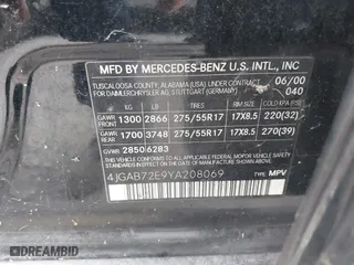 2000 Mercedes-Benz M-Class with VIN 4JGAB72E9YA208069, listed as a IAAI auction lot 41530528 with 155,967 mi miles. Bid and sale history available at carsss.com. Image 9.