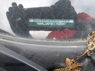 2014 Nissan Altima SV with VIN 1N4AL3AP9EC152041, listed as a IAAI auction lot 42250594 with 190,033 mi miles and . Bid and sale history available at DreamBid. Image 9.