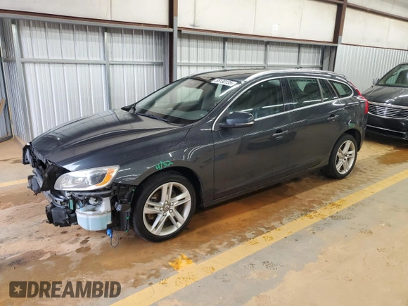 2015 Volvo V60 T5 Drive-E Platinum with VIN YV140MEM8F1261054, listed as a Copart auction lot 58130135 with 123,796 mi miles and Salvage title. Bid and sale history available at DreamBid. Image 1.