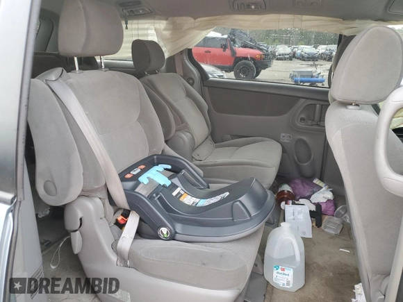 2005 Toyota Sienna LE with VIN 5TDBA23C15S048389, listed as a Copart auction lot 50752865 with 185,829 mi miles and Salvage Title. Bid and sale history available at DreamBid. Image 12.