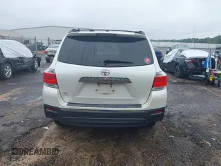 2012 Toyota Highlander Limited с VIN 5TDYK3EHXCS065369, выставлен на аукционе IAAI как лот 42103122 с пробегом 174 310 миль миль и . История ставок и продаж доступна на DreamBid. Изображение 17.