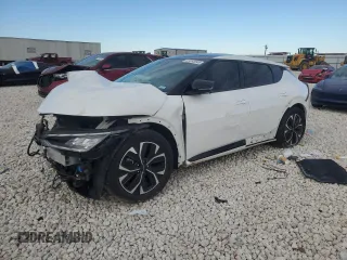 2024 Kia EV6 GT-Line with VIN KNDC44LA5R5162249, listed as a Copart auction lot 41333045 with 8,400 mi miles and Salvage Title. Bid and sale history available at carsss.com. Image 1.