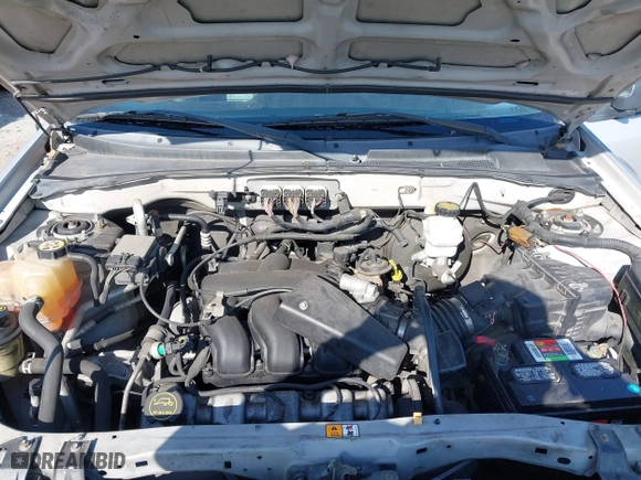 2006 Ford Escape Limited with VIN 1FMCU94156KB98012, listed as a IAAI auction lot 41805404 with 189,197 mi miles. Bid and sale history available at carsss.com. Image 10.